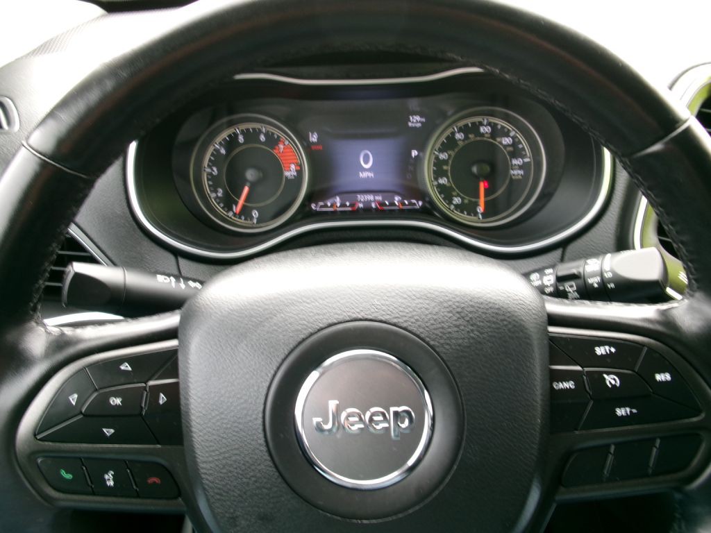 2021 Jeep Cherokee Image 12