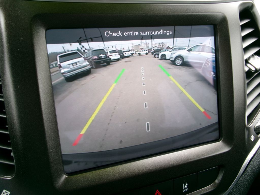 2021 Jeep Cherokee Image 13