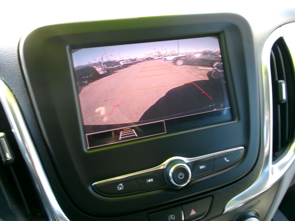 2022 Chevrolet Equinox Image 13