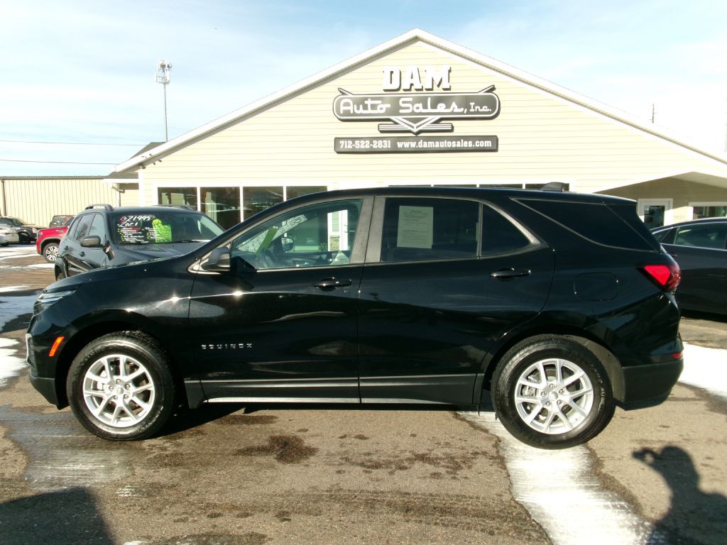 2023 Chevrolet Equinox Image 2