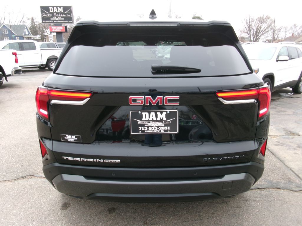 2025 GMC Terrain Image 4