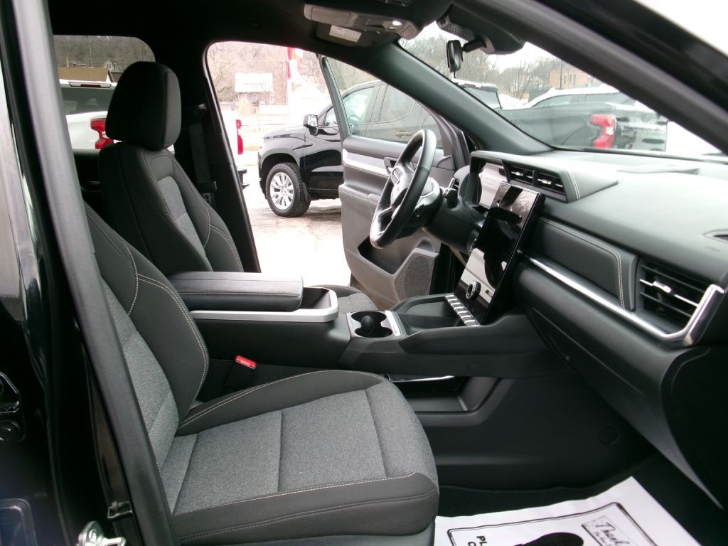 2025 GMC Terrain Image 11