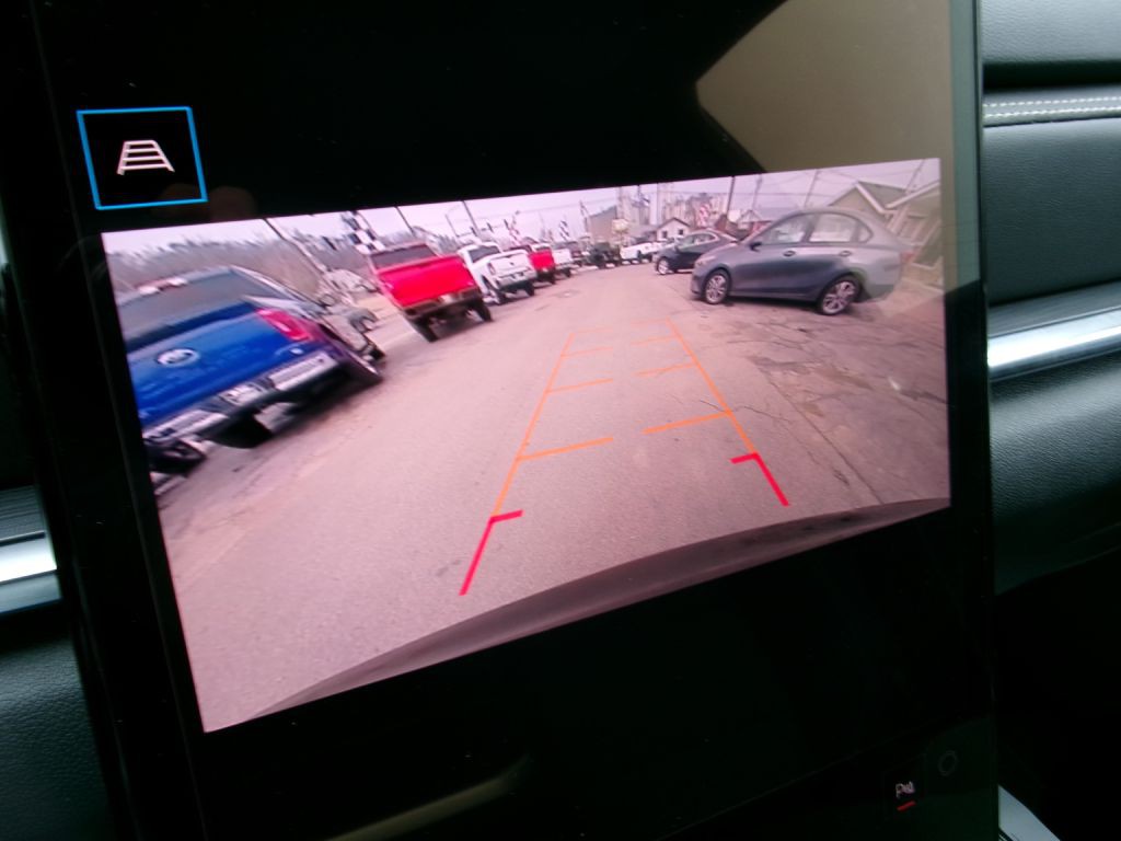 2025 GMC Terrain Image 13