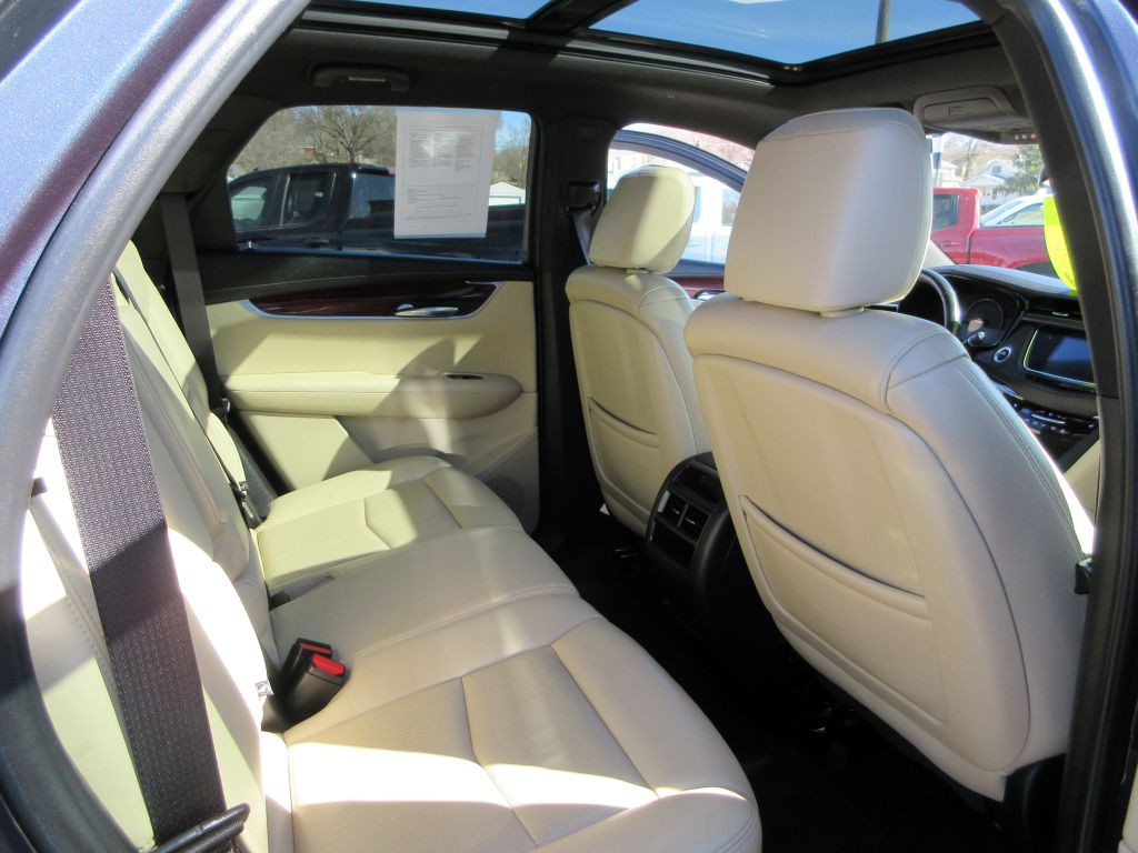 2019 Cadillac XT5 Image 10