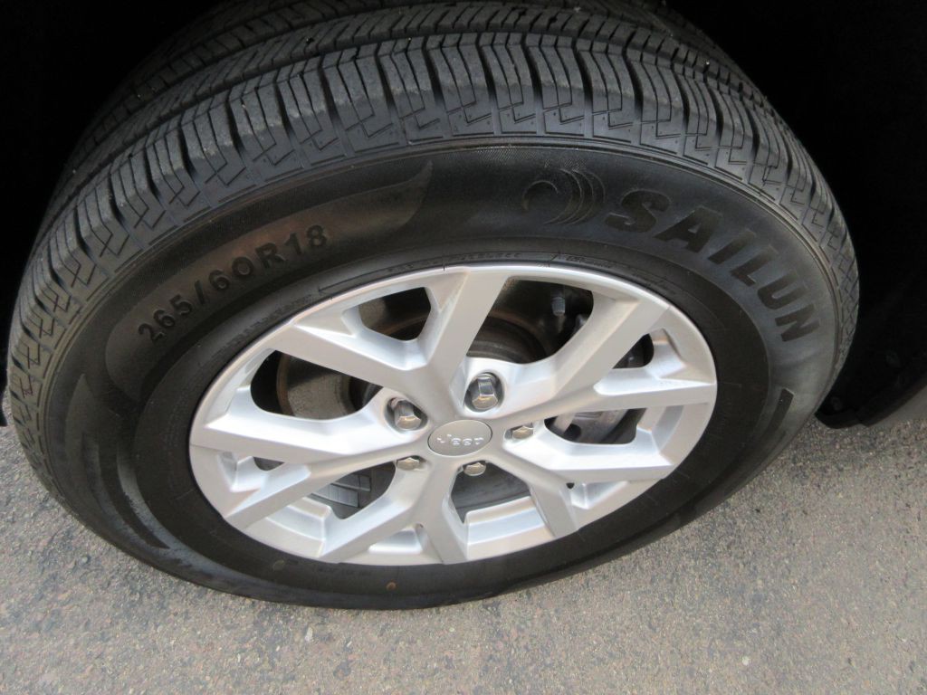 2023 Jeep Grand Cherokee Image 18