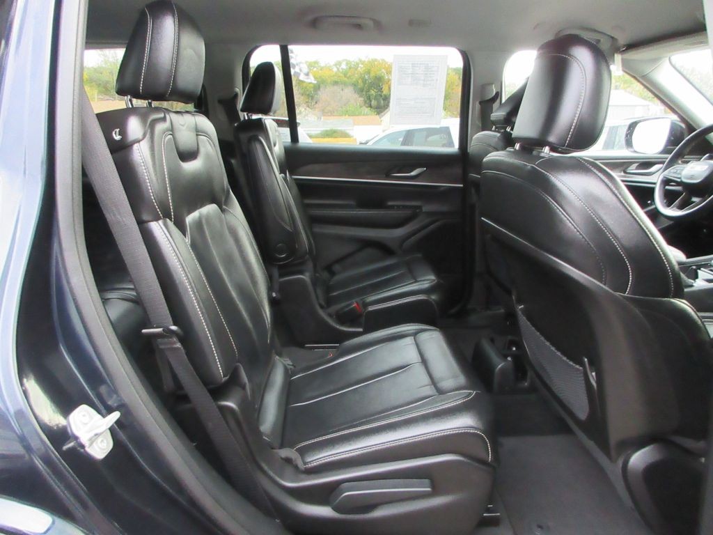 2023 Jeep Grand Cherokee Image 12