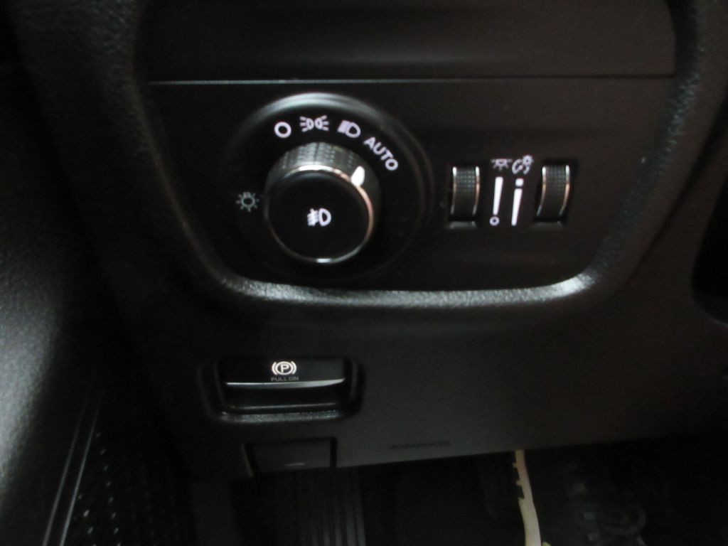 2023 Jeep Grand Cherokee Image 22