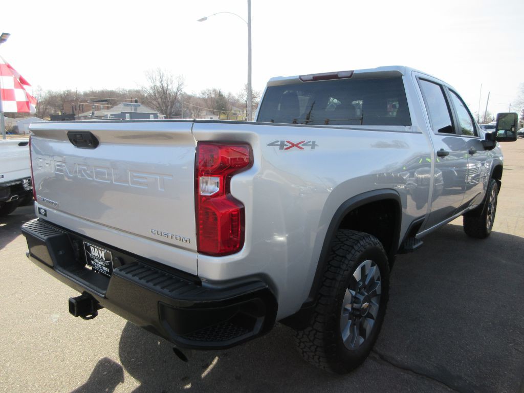 2023 Chevrolet Silverado 1500 Image 5