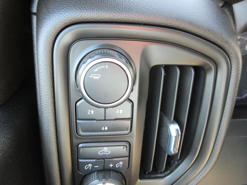 2023 Chevrolet Silverado 1500 Image 16