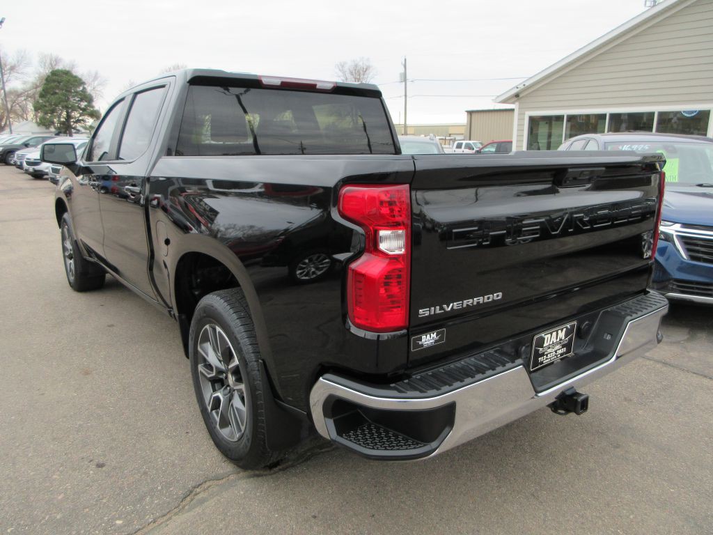 2022 Chevrolet Silverado 1500 Image 3