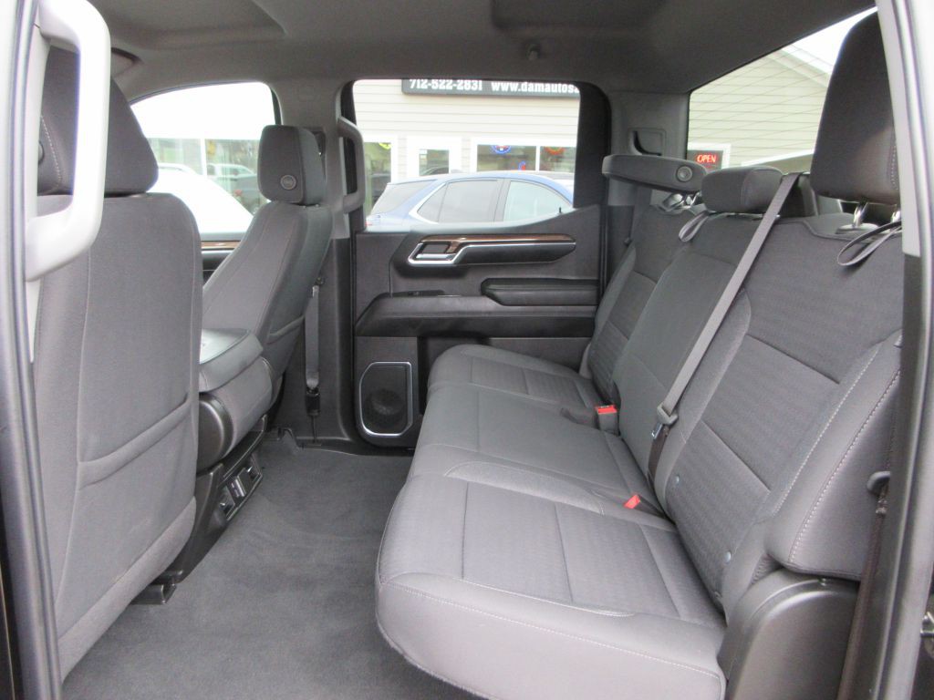2022 Chevrolet Silverado 1500 Image 9