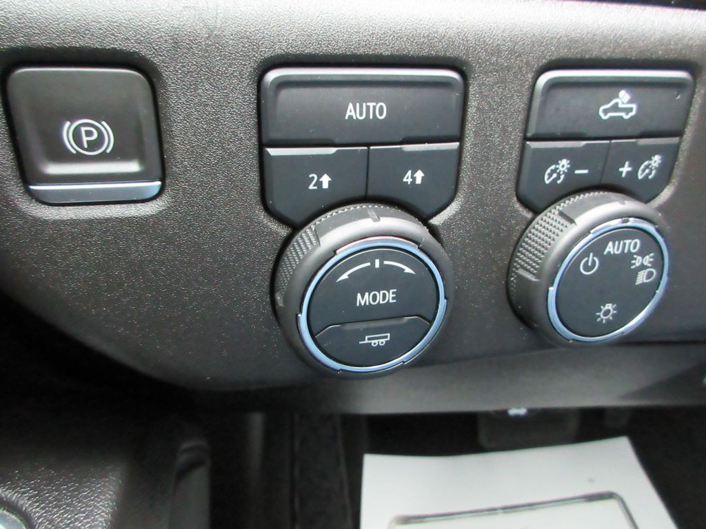 2022 Chevrolet Silverado 1500 Image 17