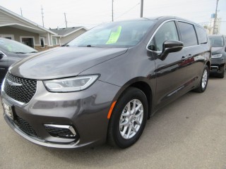 Image for 2023 Chrysler Pacifica Touring L ID: 7270368