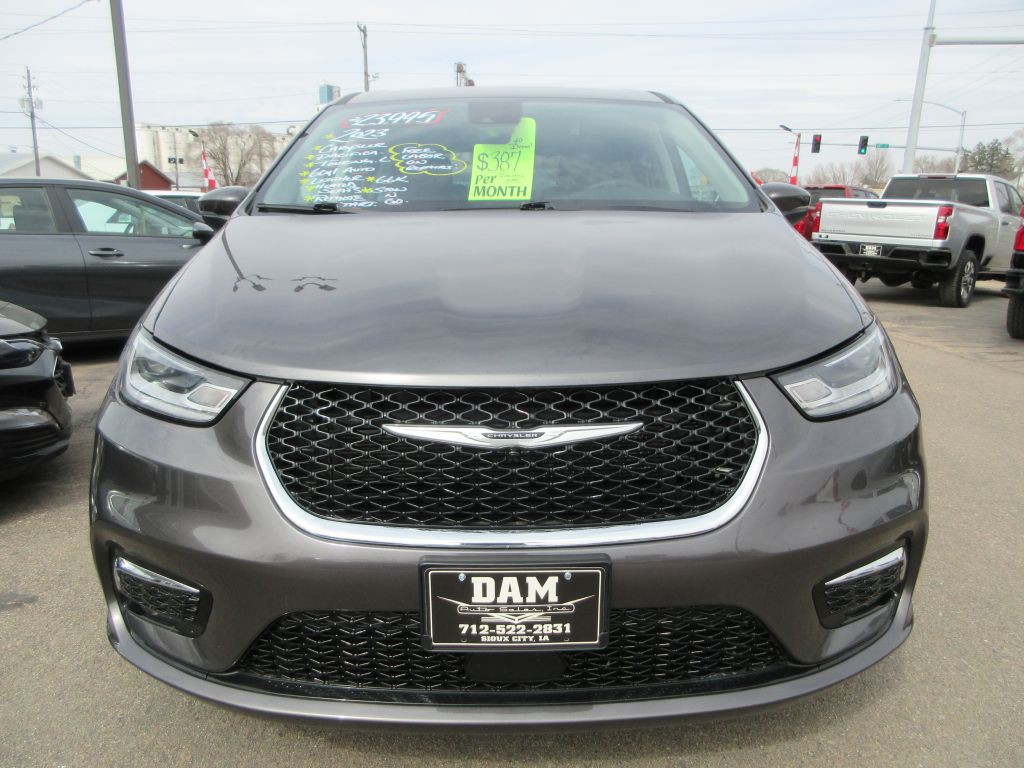 2023 Chrysler Pacifica Image 6