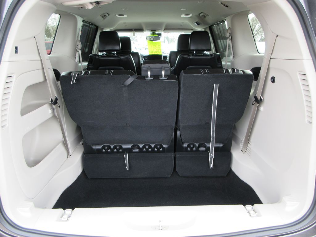 2023 Chrysler Pacifica Image 13