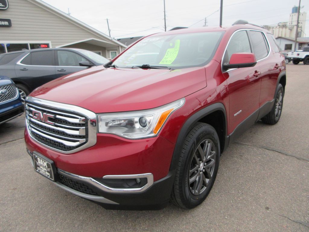 2019 GMC Acadia Image 1