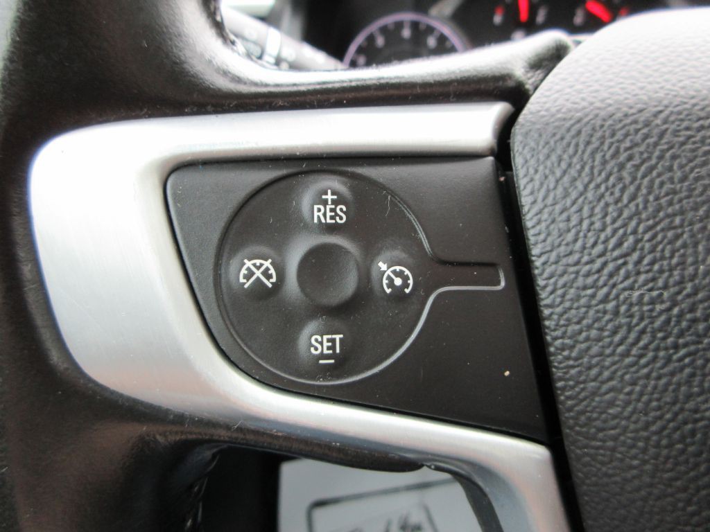 2019 GMC Acadia Image 17