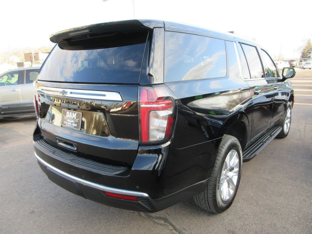 2023 Chevrolet Suburban Image 5