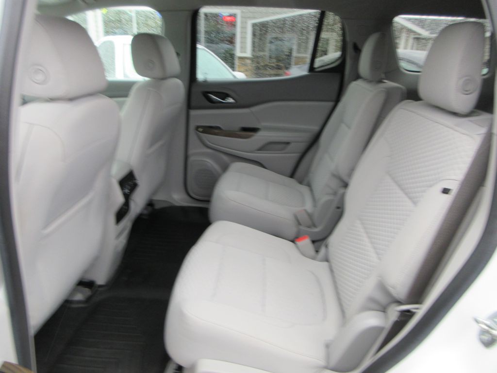 2019 GMC Acadia Image 9