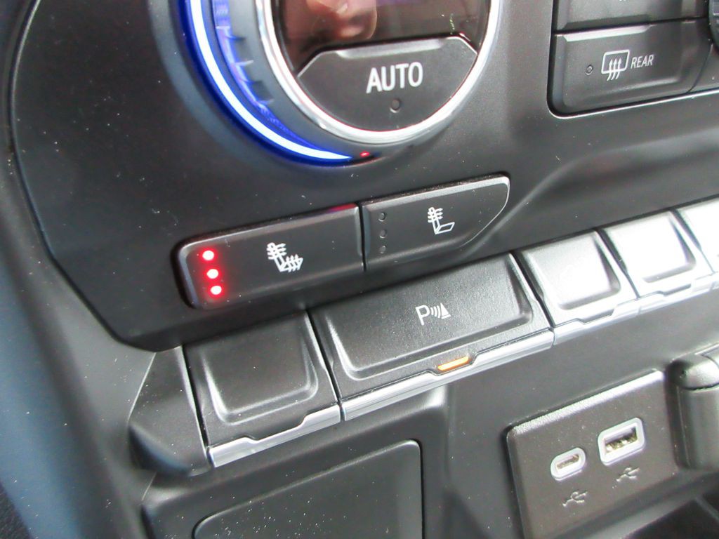 2022 Chevrolet Silverado 1500 Image 14