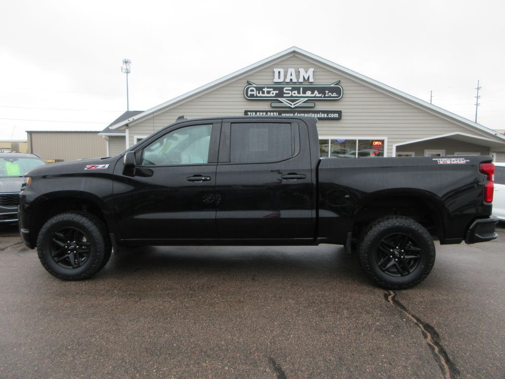 2021 Chevrolet Silverado 1500 Image 2