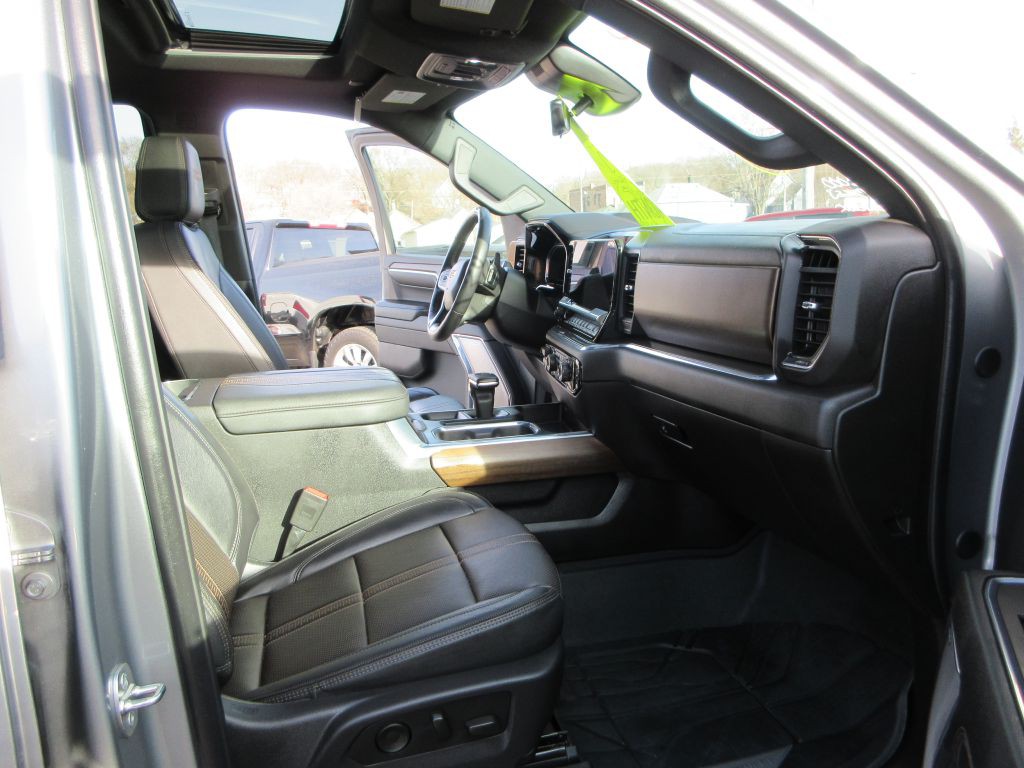 2024 Chevrolet Silverado 1500 Image 11