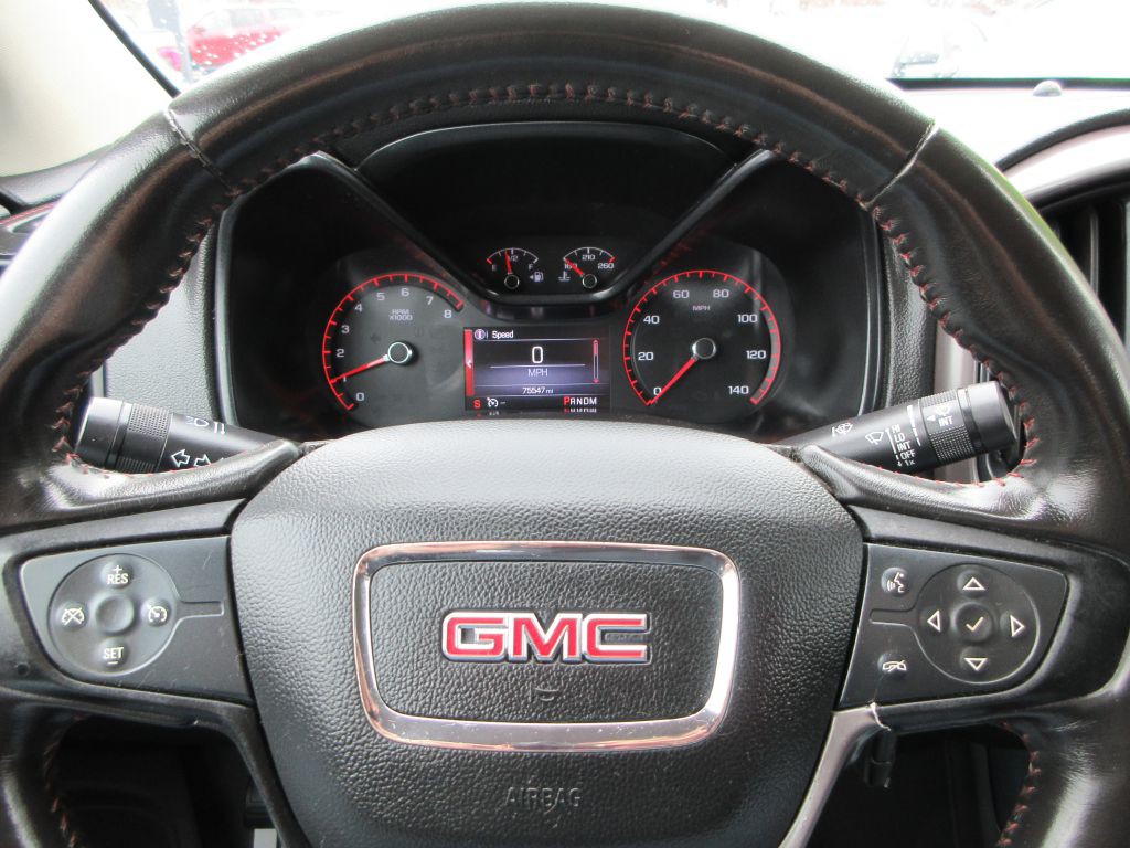 2016 GMC Canyon Image 12