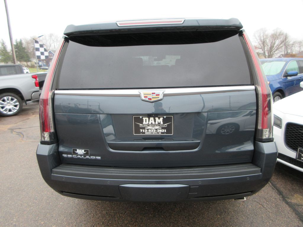 2019 Cadillac Escalade Image 4