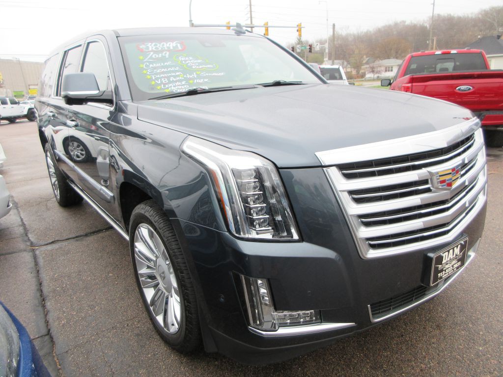 2019 Cadillac Escalade Image 6