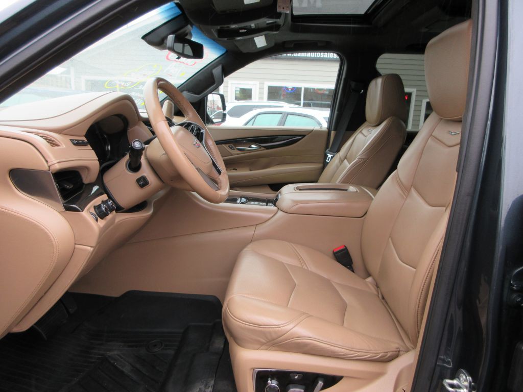 2019 Cadillac Escalade Image 8