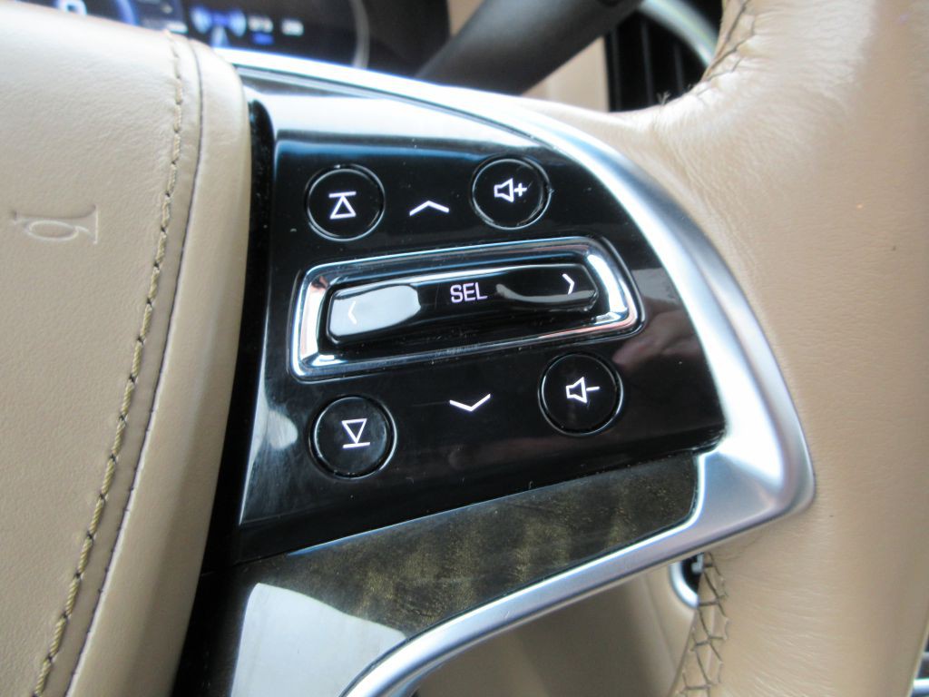 2019 Cadillac Escalade Image 17