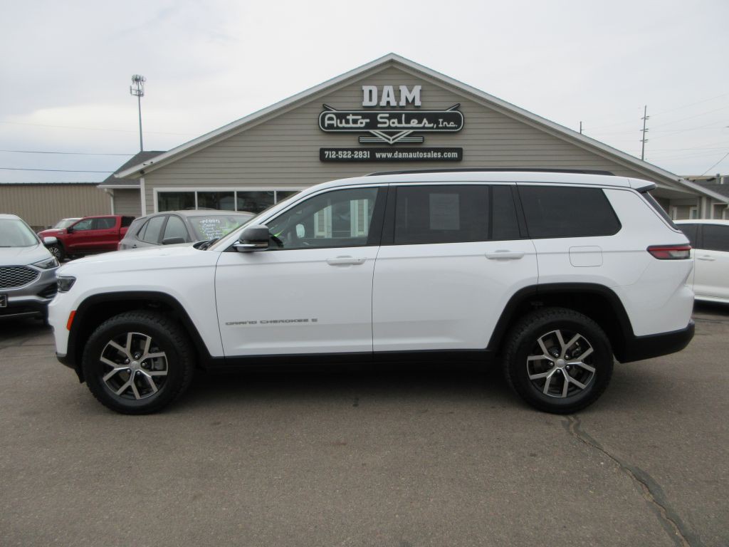 2024 Jeep Grand Cherokee Image 2