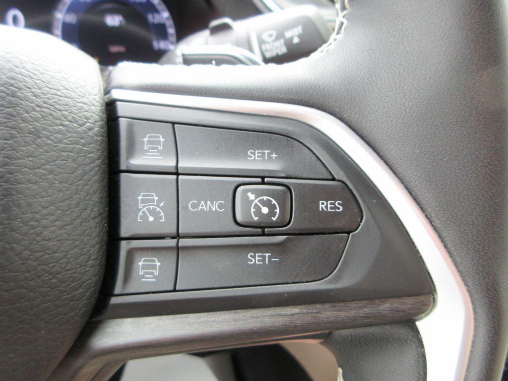 2024 Jeep Grand Cherokee Image 12