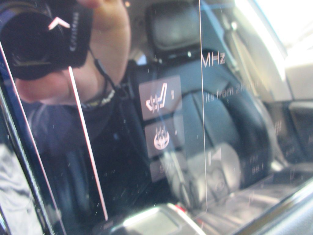 2023 Chrysler Pacifica Image 15