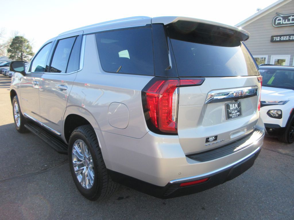 2021 GMC Yukon Image 3