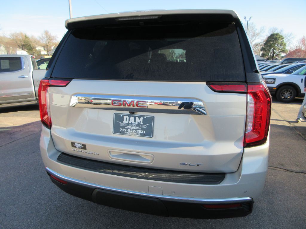 2021 GMC Yukon Image 4