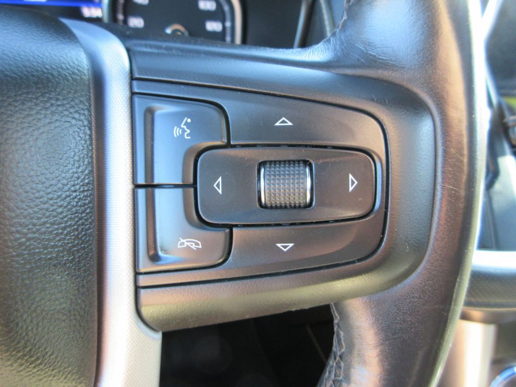 2021 GMC Yukon Image 17