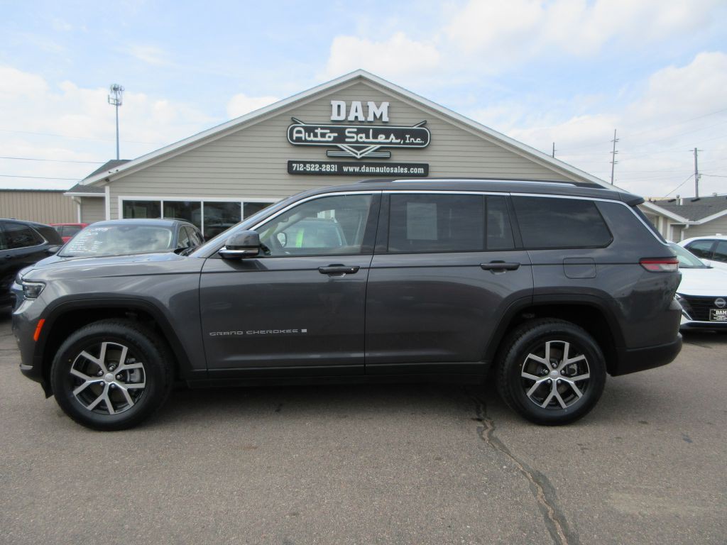 2023 Jeep Grand Cherokee Image 2