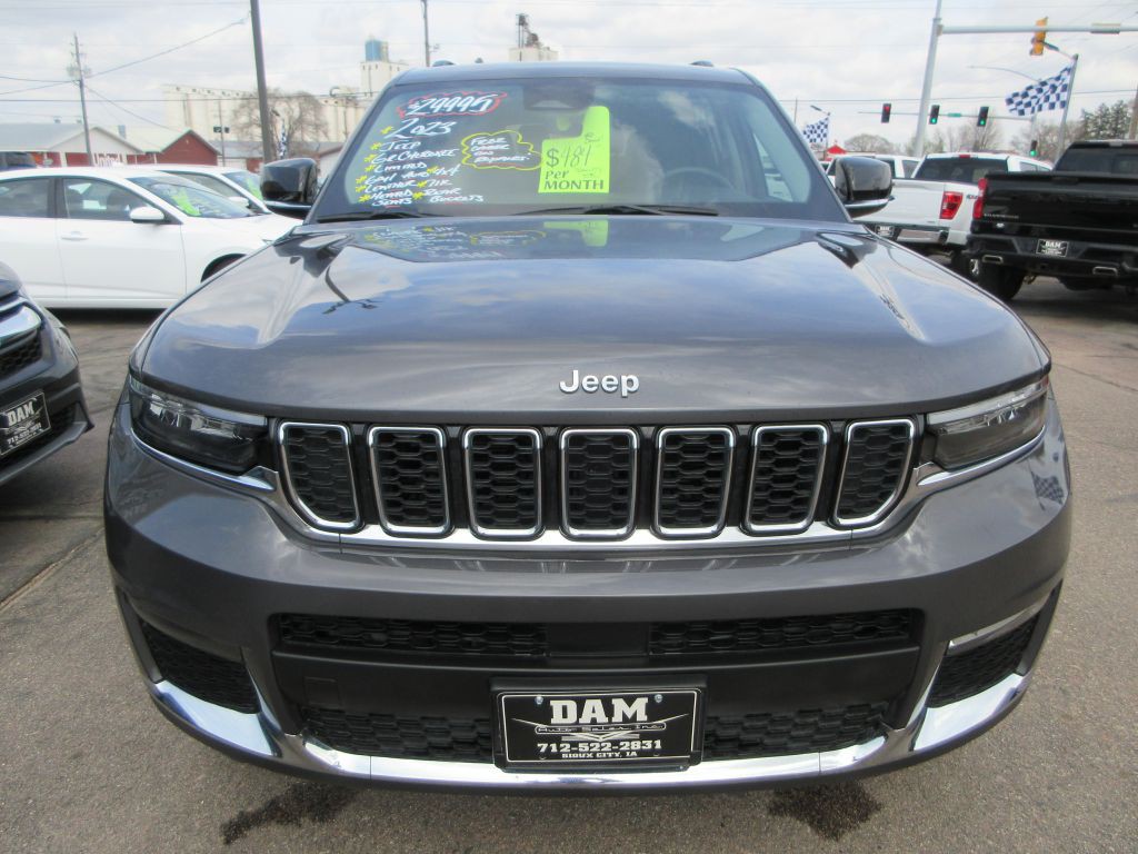 2023 Jeep Grand Cherokee Image 7