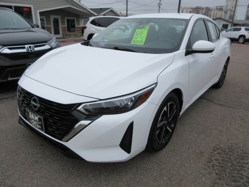 2024 Nissan Sentra Image 1