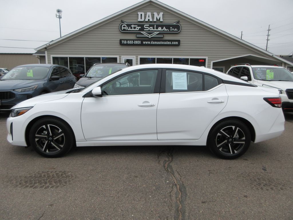 2024 Nissan Sentra Image 2