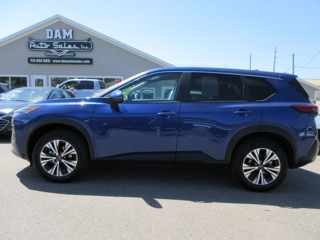 2023 Nissan Rogue Image 2