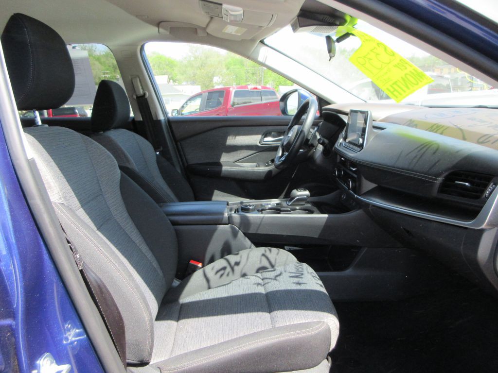 2023 Nissan Rogue Image 10