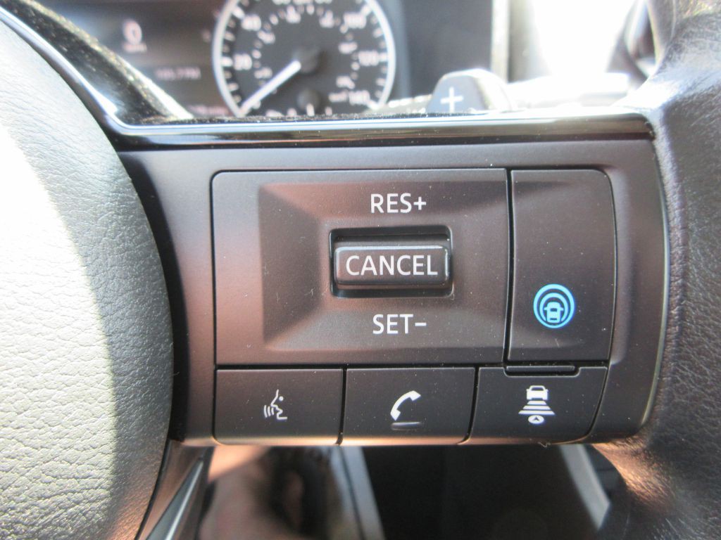2023 Nissan Rogue Image 17