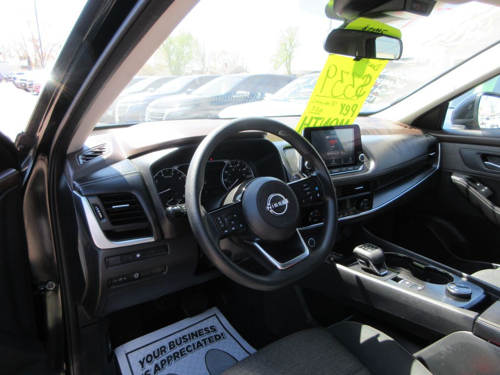 2023 Nissan Rogue Image 13