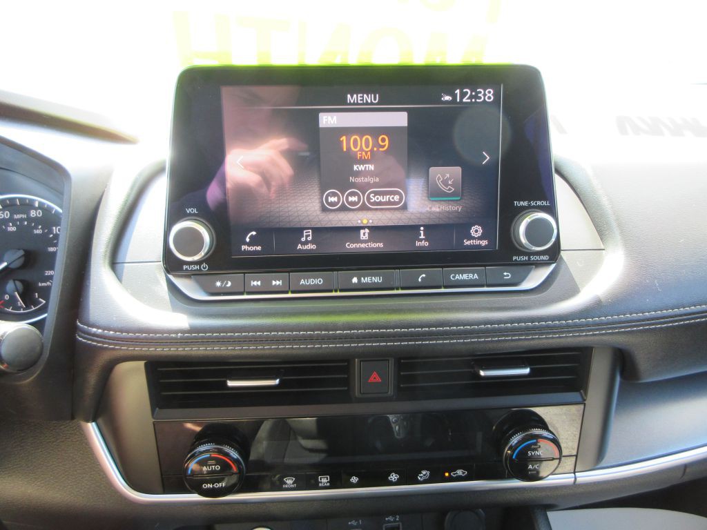 2023 Nissan Rogue Image 18