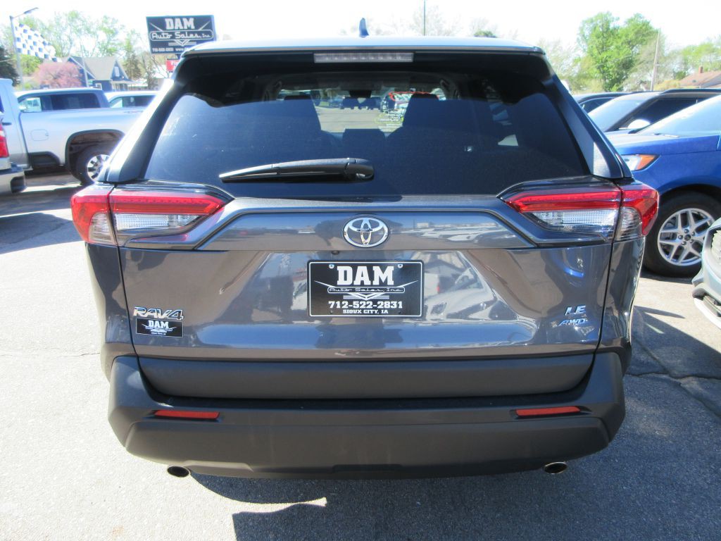 2025 Toyota Rav4 Image 4