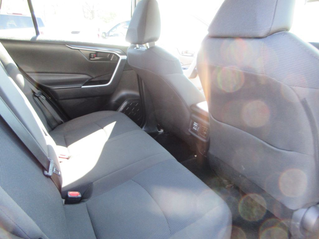 2025 Toyota Rav4 Image 10