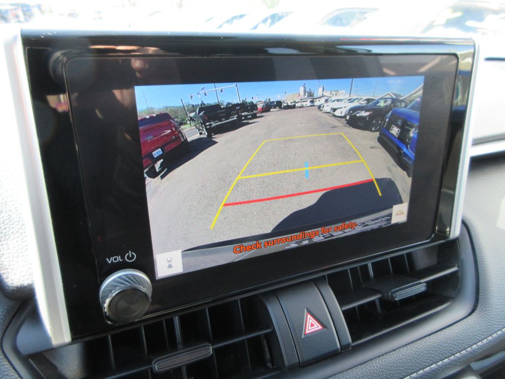 2025 Toyota Rav4 Image 13