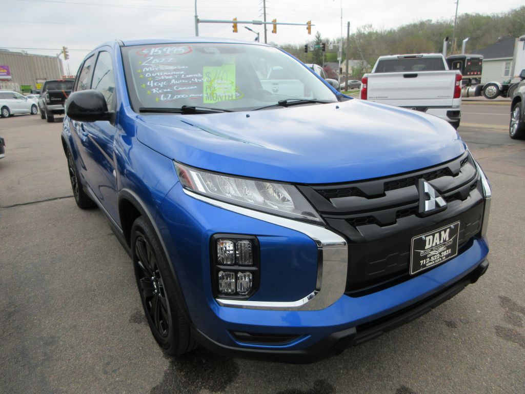 2022 Mitsubishi Outlander Image 6